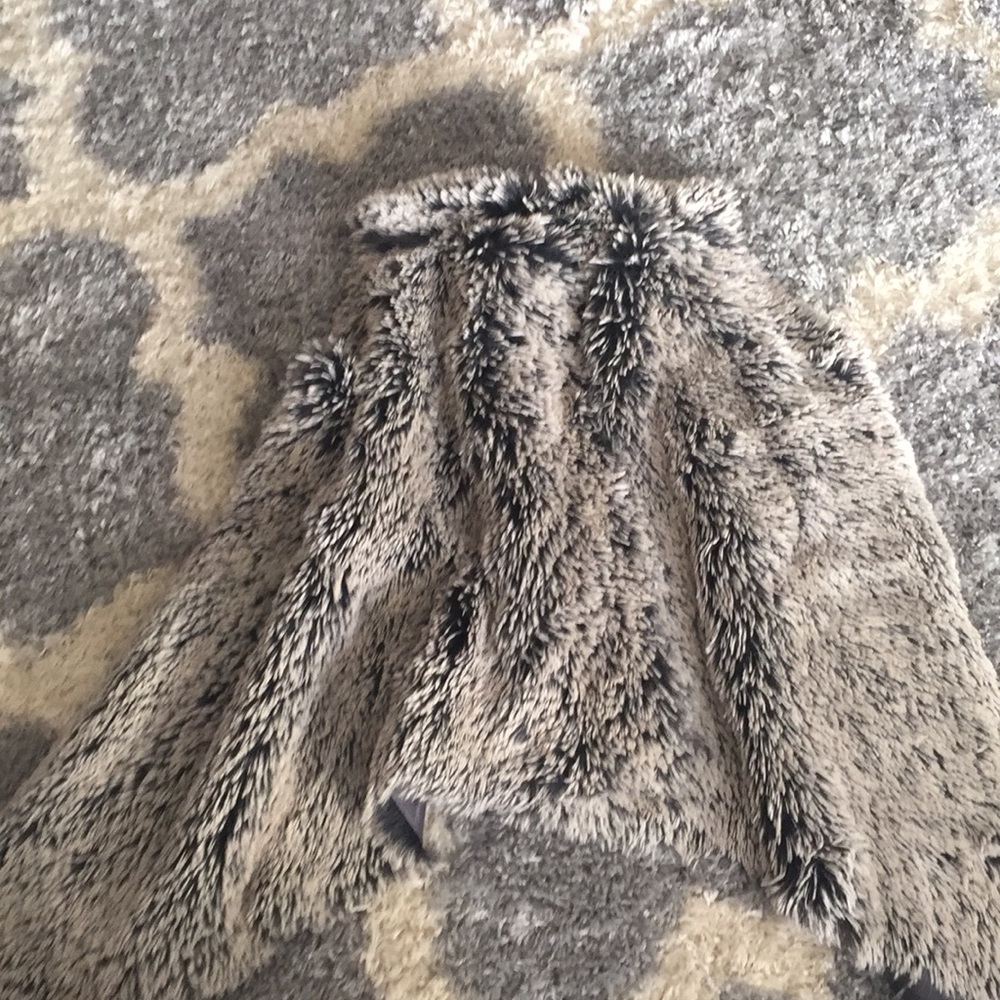 Reversible fur vest